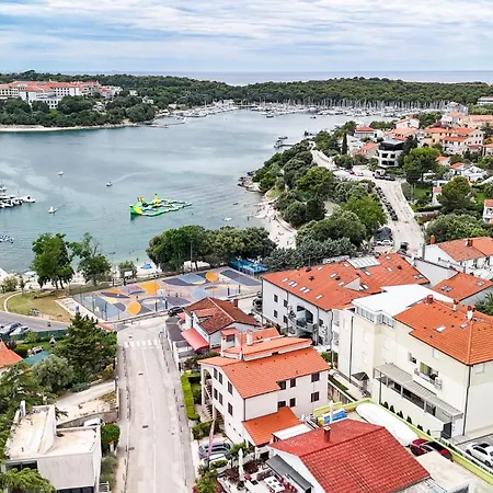Apartment Gea Pjescana Uvala