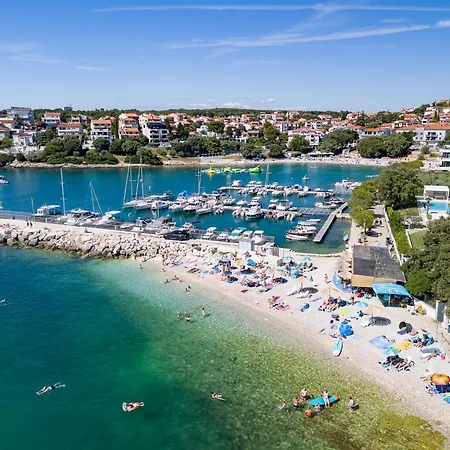 Gea * Pjescana Uvala