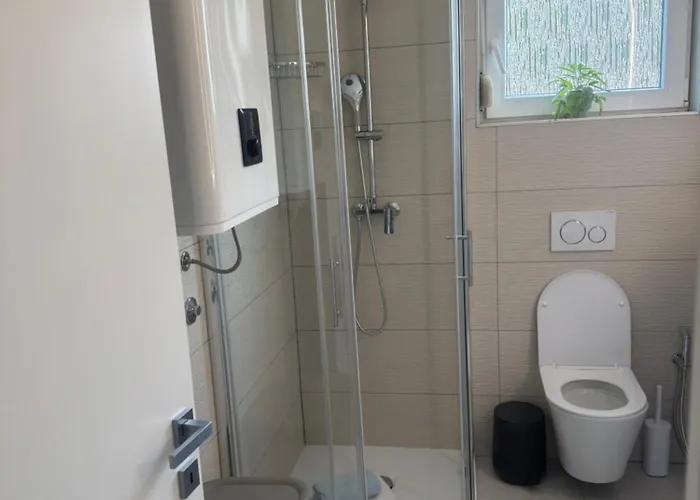 Gea * Pjescana Uvala